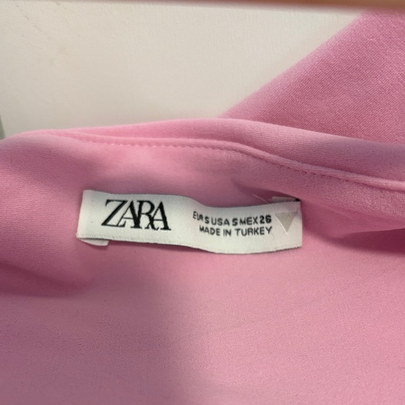 Zara Ruched Asymmetric Top - Picture 2 of 4